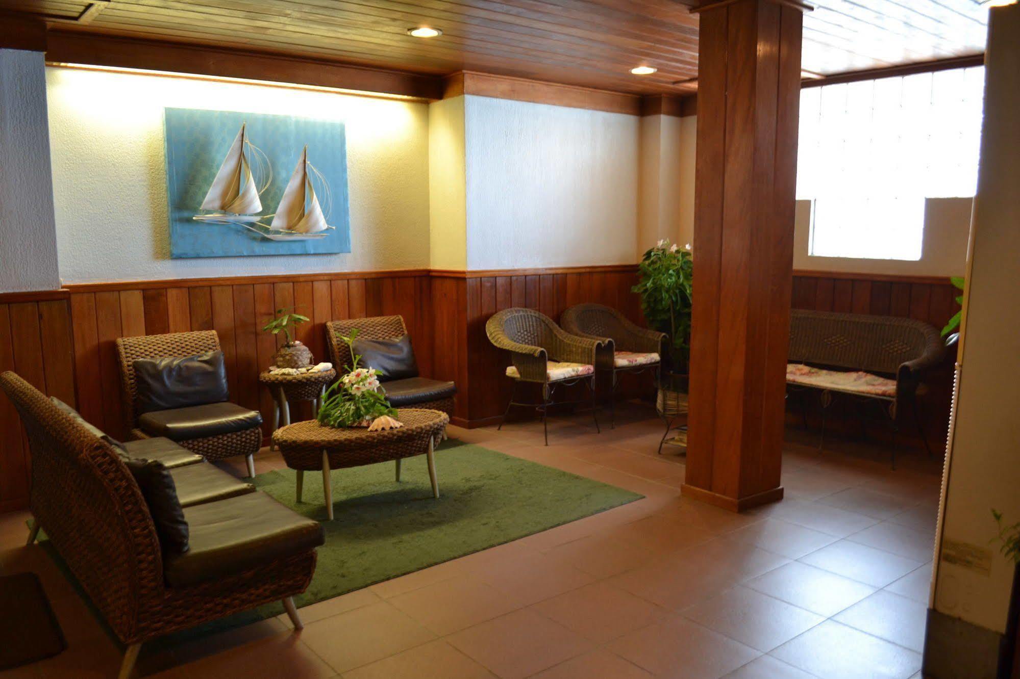 West Plaza By The Sea Hotell Koror Eksteriør bilde