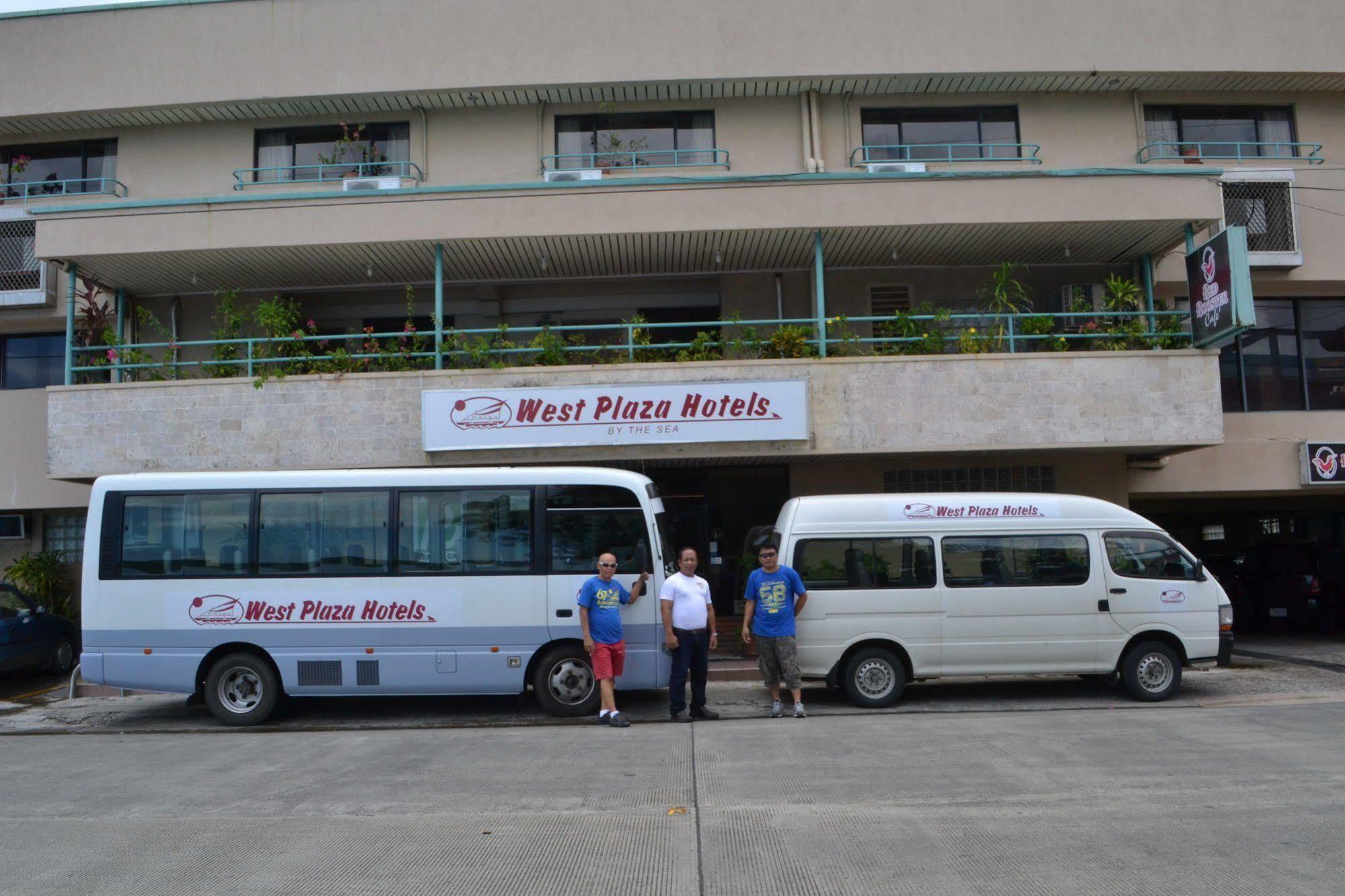 West Plaza By The Sea Hotell Koror Eksteriør bilde